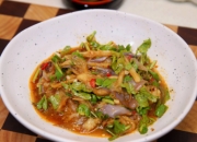 茄子新吃法：酸辣凉爽不油腻