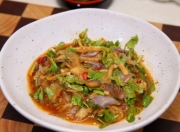 茄子新吃法：酸辣凉爽不油腻